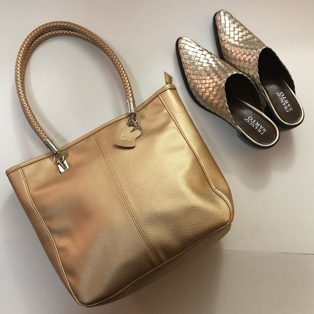 Beautiful Pale Gold Leather Handbag NWOT - Picture 8 of 8
